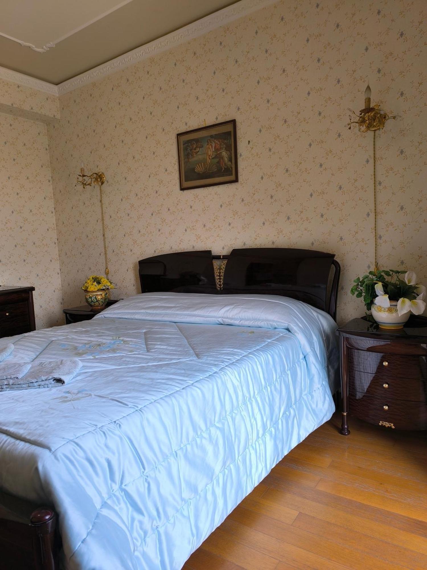 Bed And breakfast Kalinka Motta SantʼAnastasia Exteriör bild