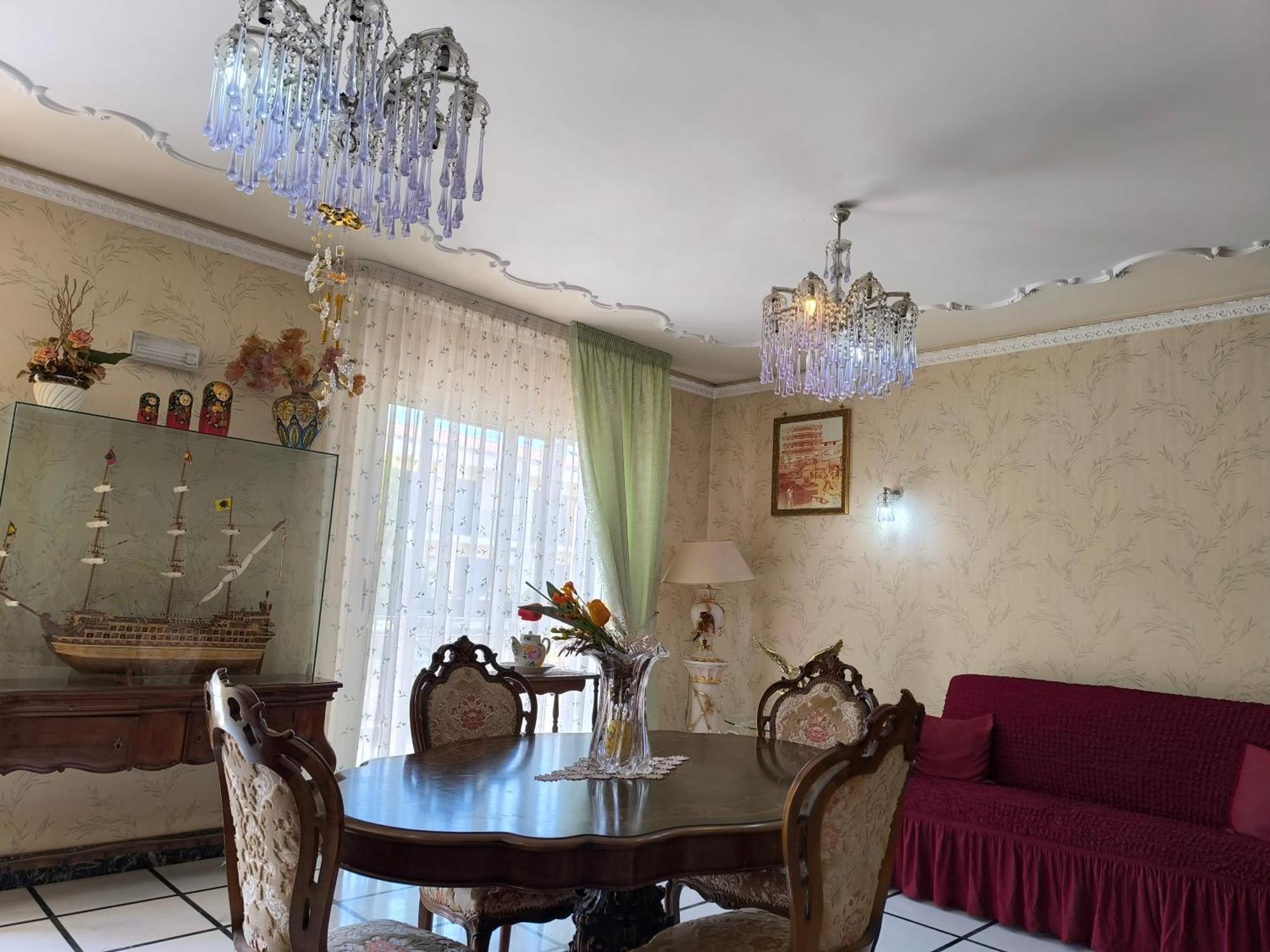 Bed And breakfast Kalinka Motta SantʼAnastasia Exteriör bild